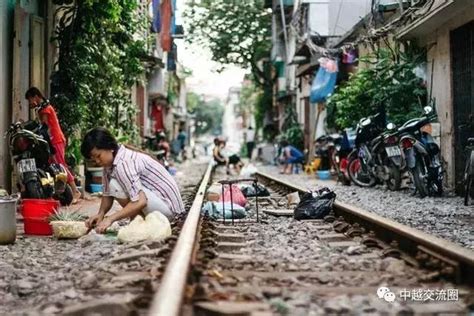 住在鐵軌旁|入手「鐵道宅」是聰明還笨？網友評價兩極化！ 